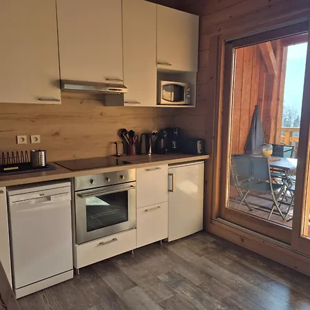 Appartement Duplex Spacieux Avec Terrasse Sud Et Animaux Admis - Fr-1-836-1